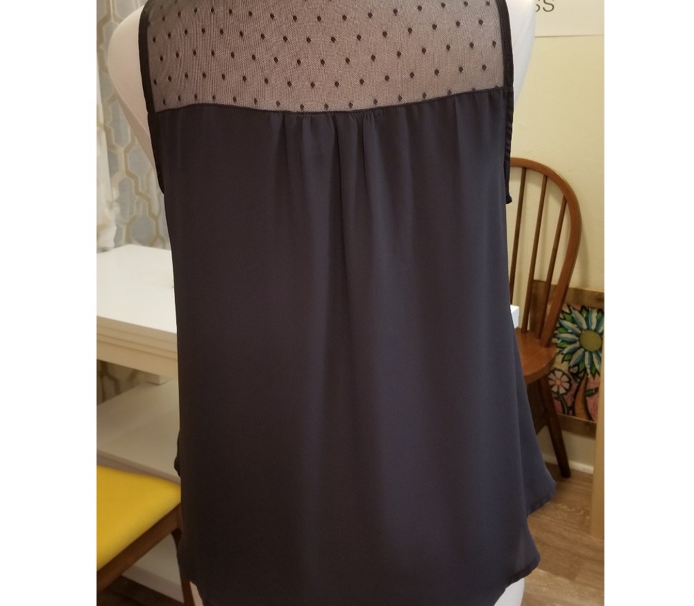 Mesh Inset Studded Tank Top - Picture 5 of 7